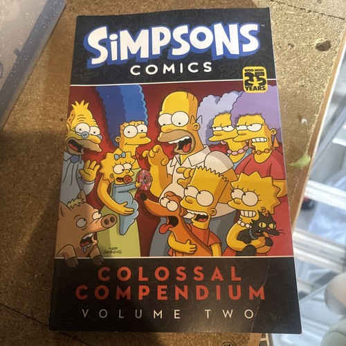Simpsons comics colossal - simpsons,